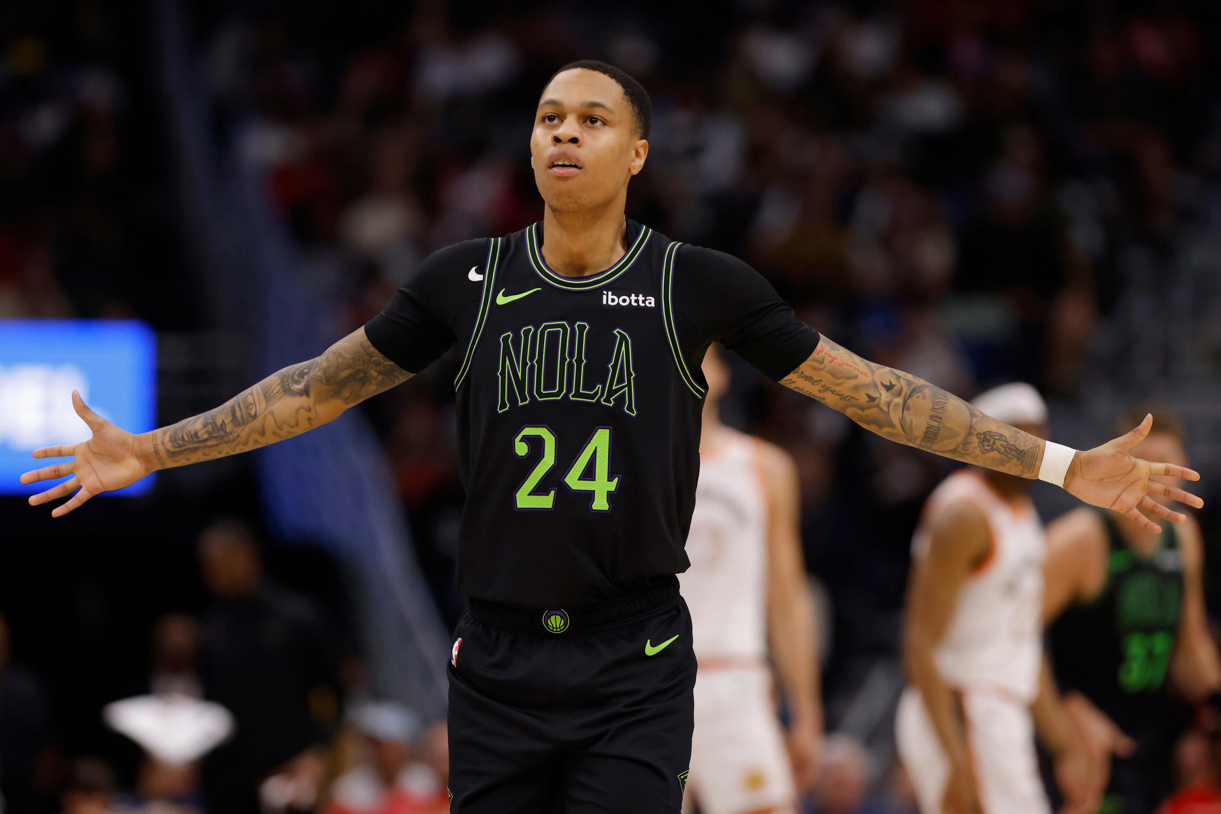 Grizzlies acquire Jordan Hawkins, Micah Peavy from Pelicans in 4-player trade
