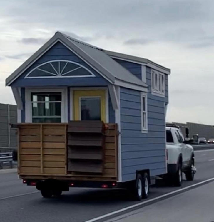 12 families who chose mobile home living and never looked back