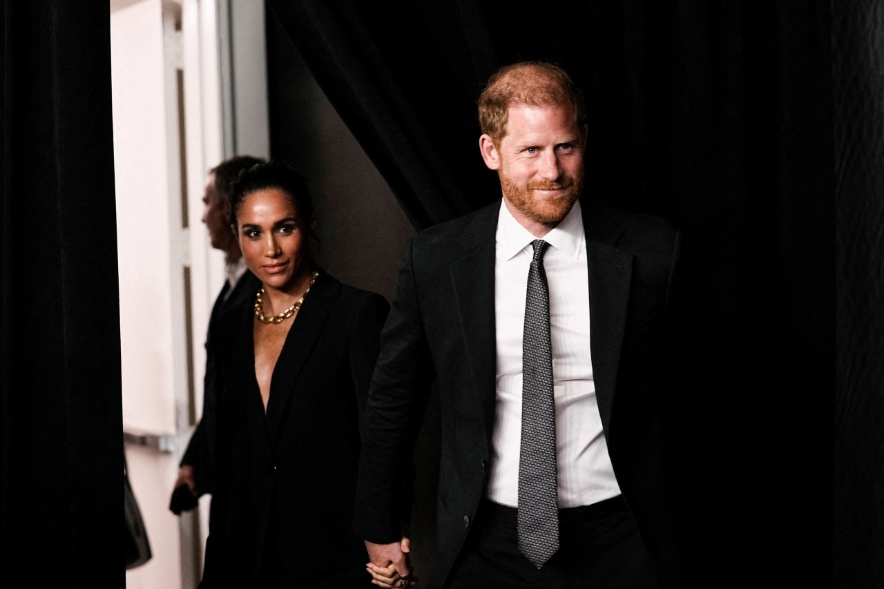 Harry and Meghan return to the UK and tensions with the palace are back
