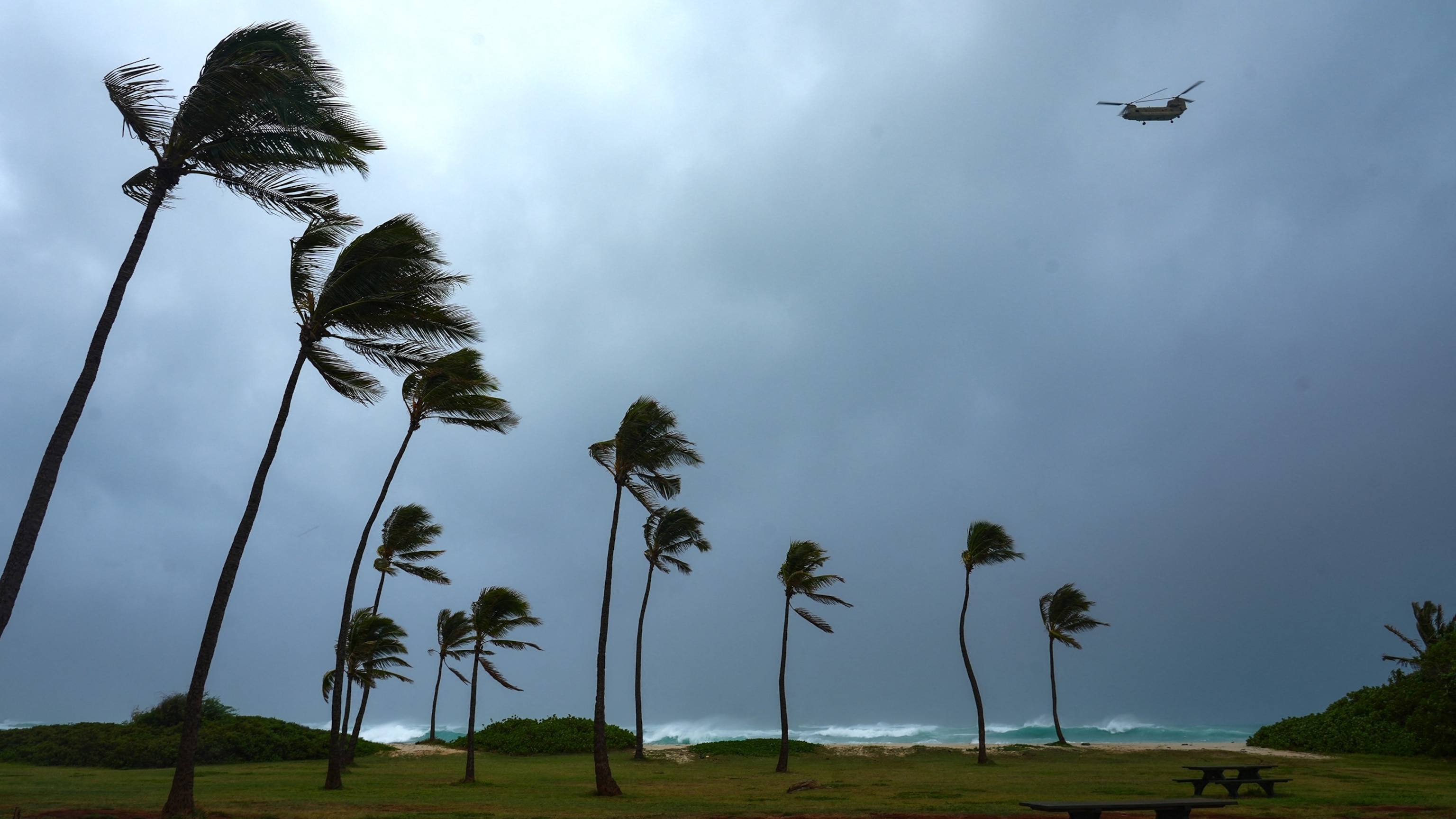 Hawaii under state of emergency as Hurricane Lowell brings life-threatening rain
