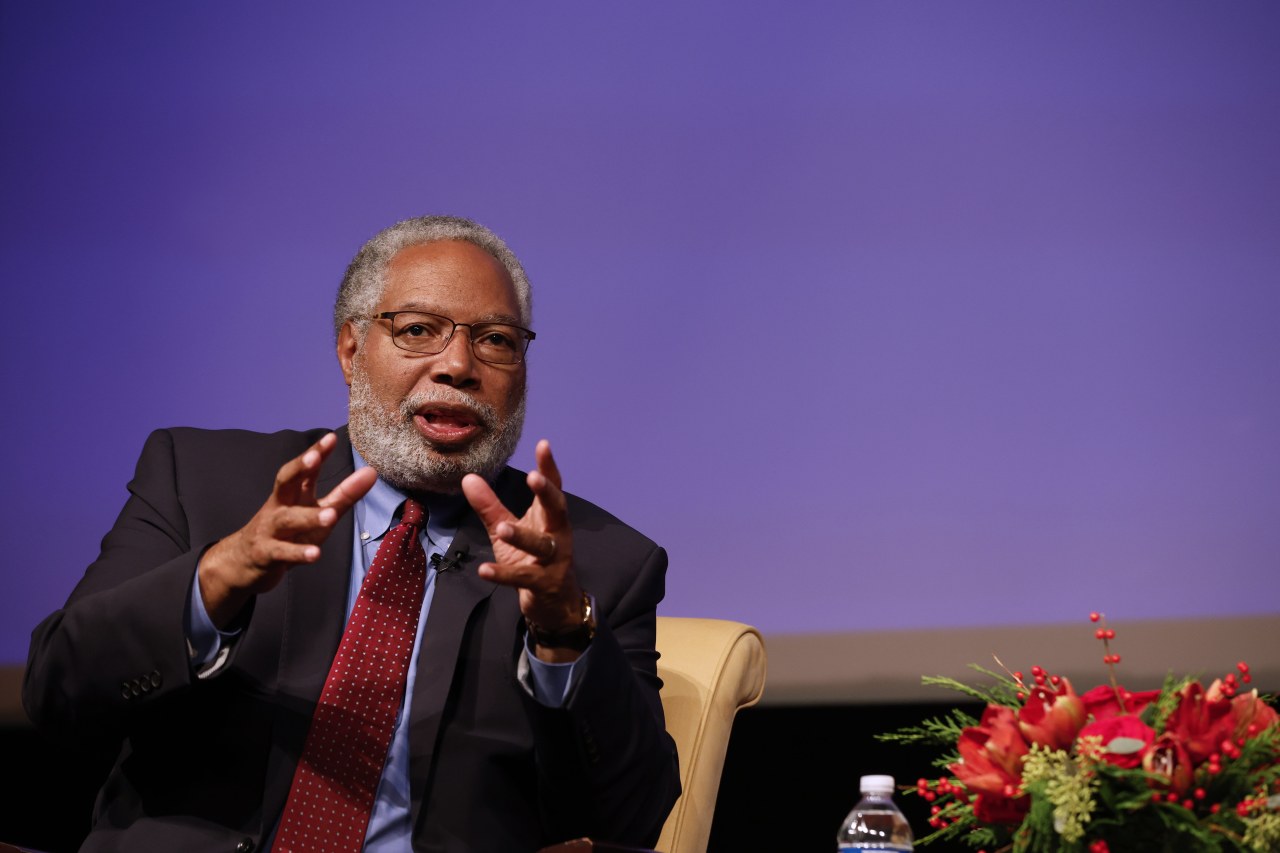 Smithsonian Secretary Lonnie Bunch steps down amid strife with Trump