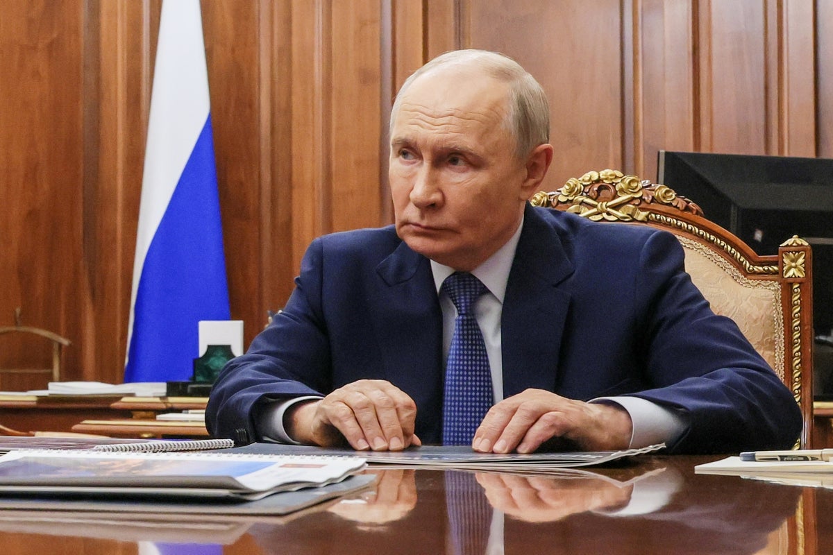 Putin being misled over frontline battle in Ukraine, reports claim
