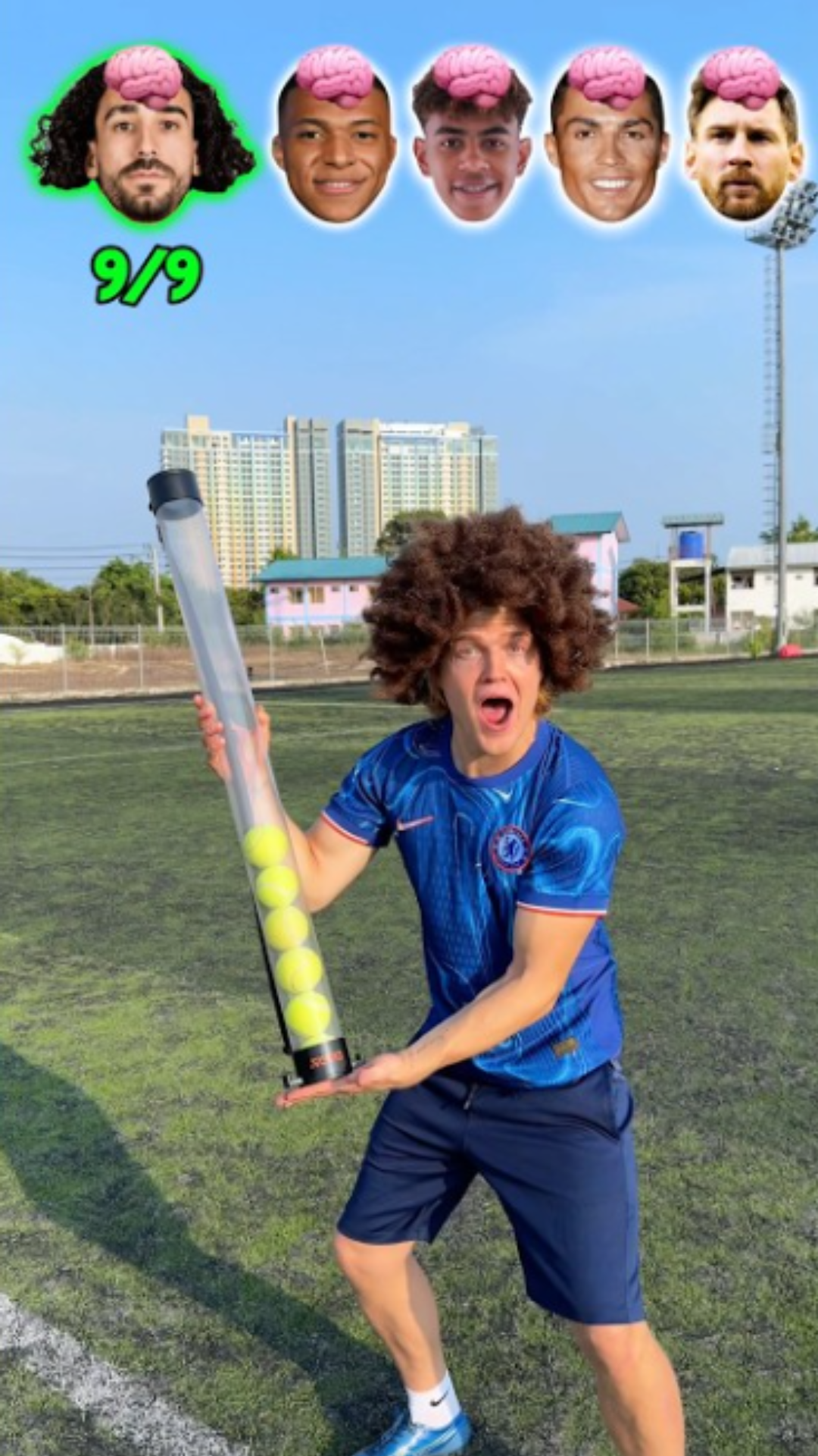 Football agility challenge reveals the smartest player