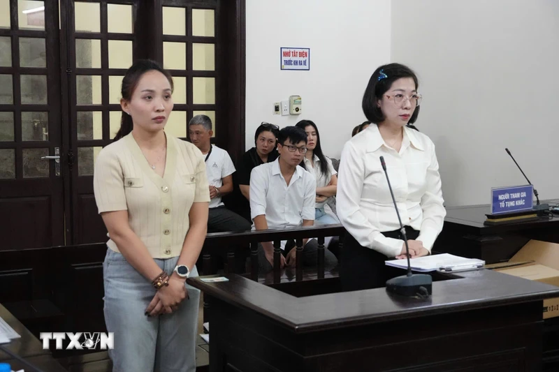 Hà Nội: Phạt tù 2 bị cáo trong vụ tranh chấp khoảng không ở Trần Khát Chân
