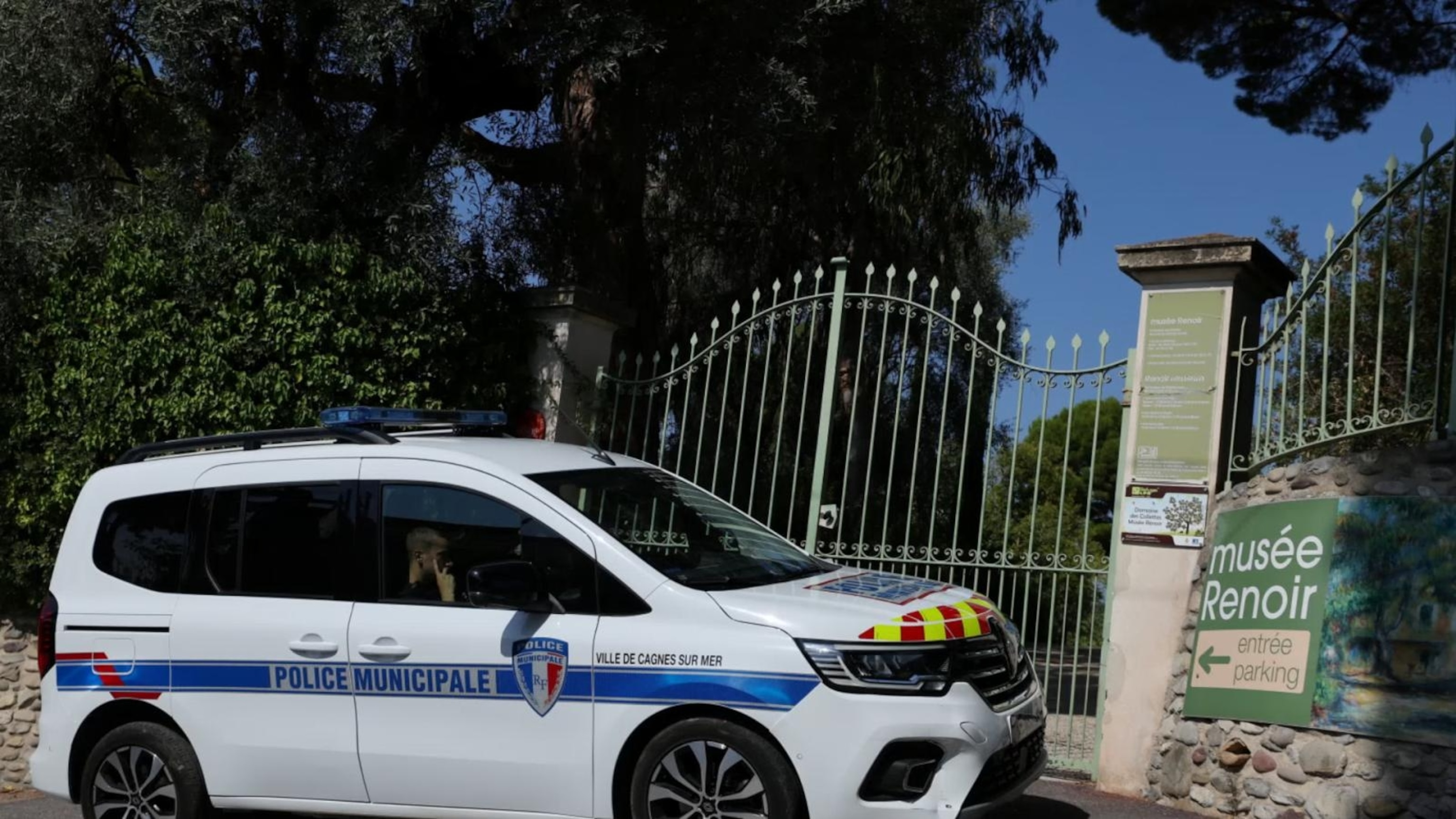 Artwork worth millions stolen from France's Renoir Museum, mayor says