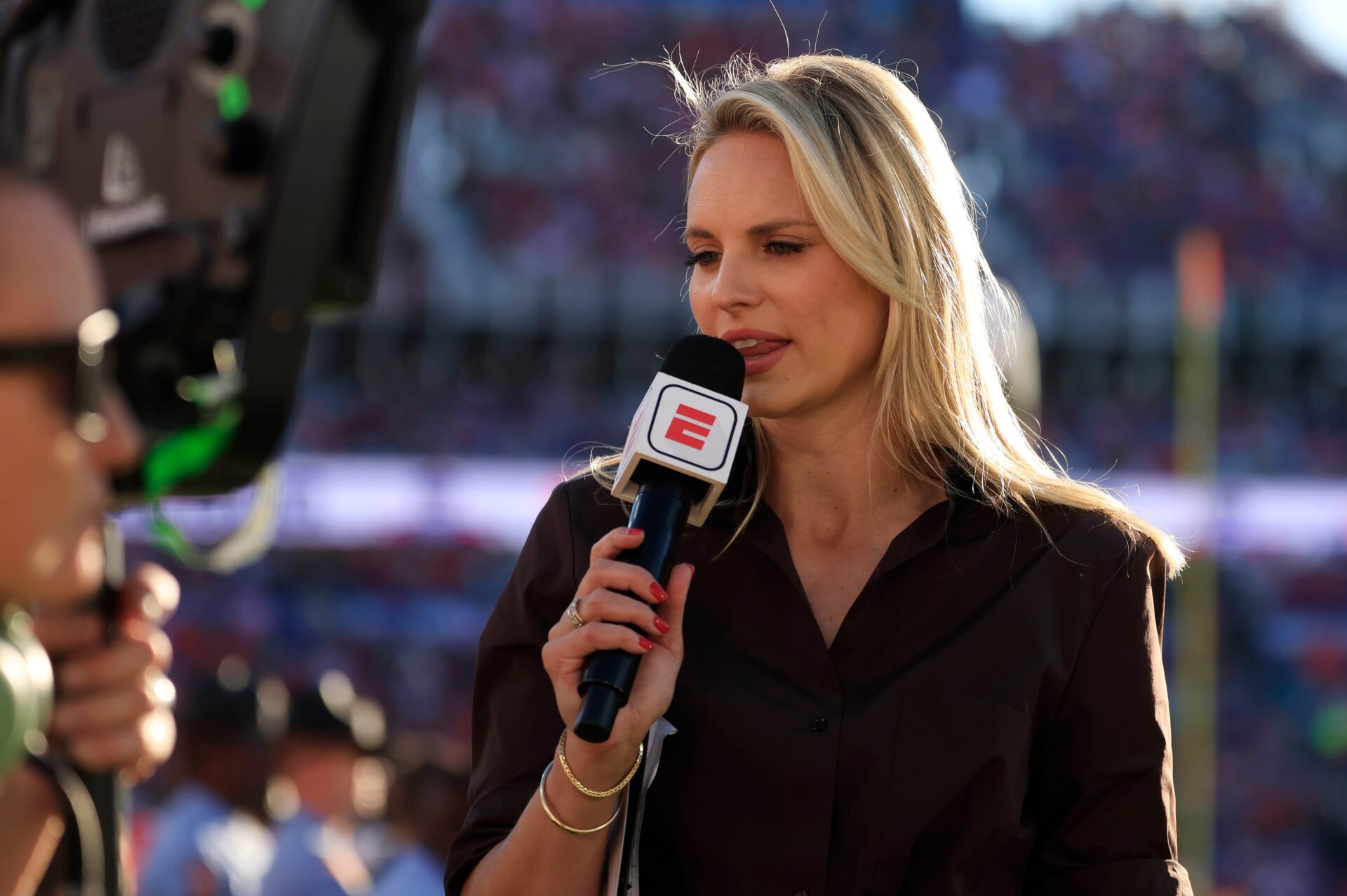 Laura Rutledge shows off new ESPN 'NFL Live' set ahead of 2026 season ...