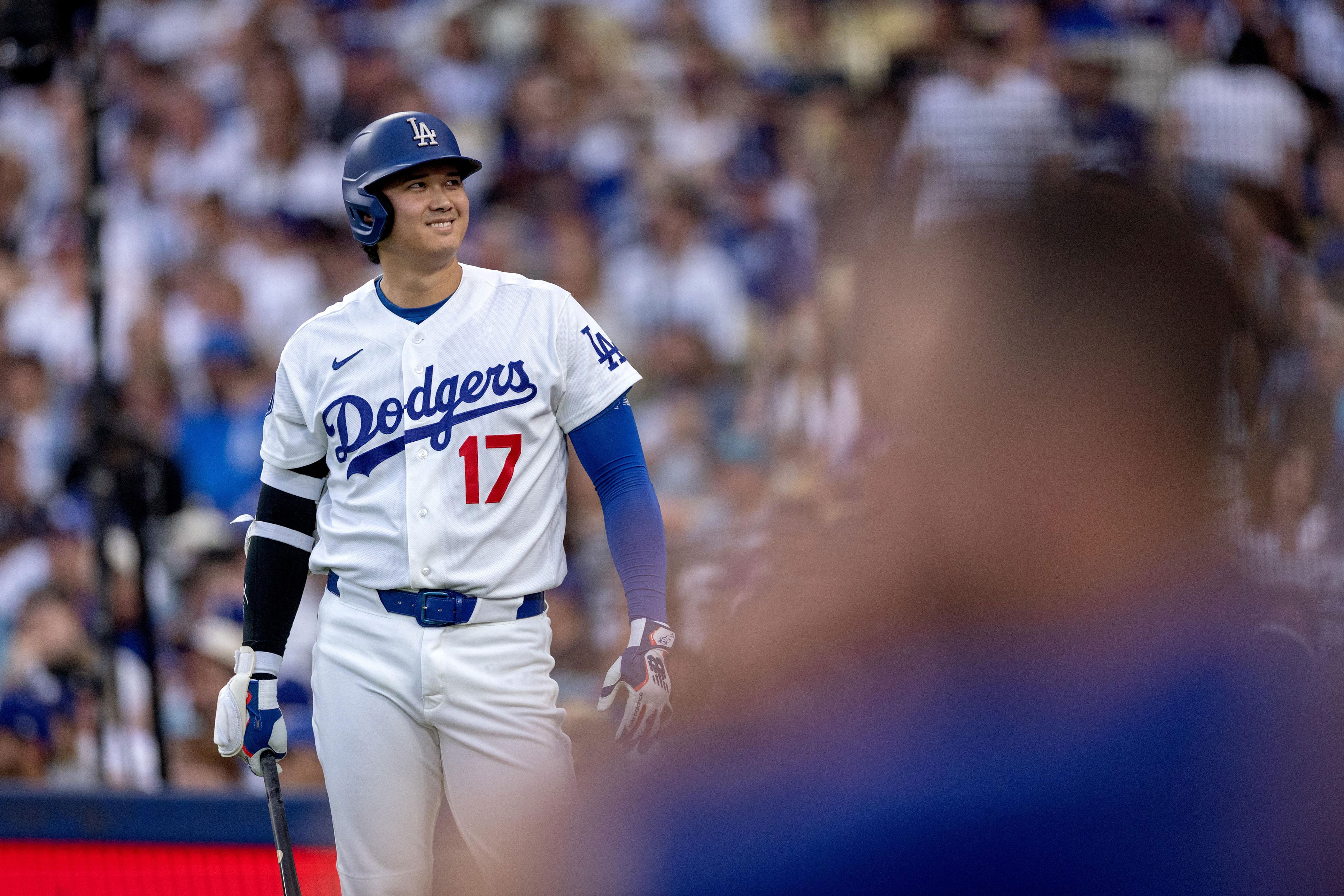 Shohei Ohtani out of lineup as Dodgers ease him back into play