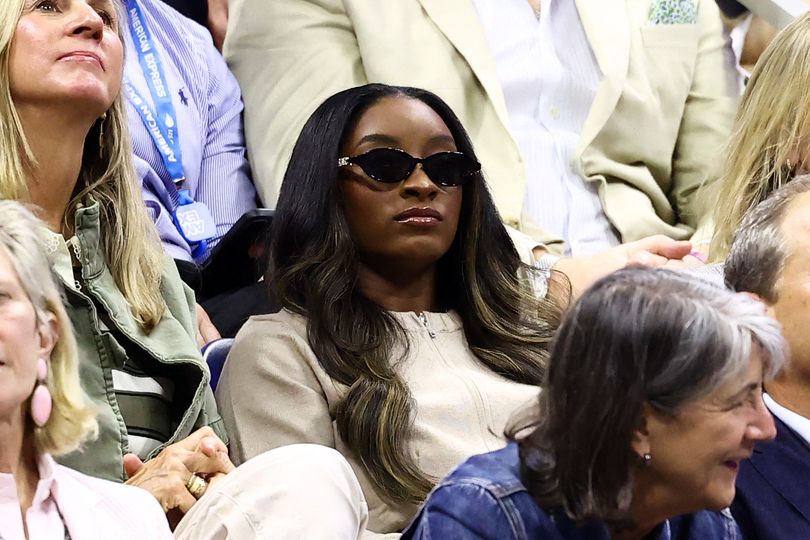Simone Biles finds out exactly what US Open crowd thinks of her during Pegula-Navarro