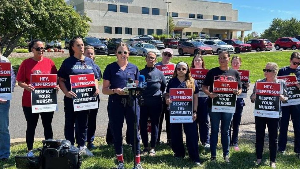 Over 200 Jefferson Health nurses announce plans to unionize