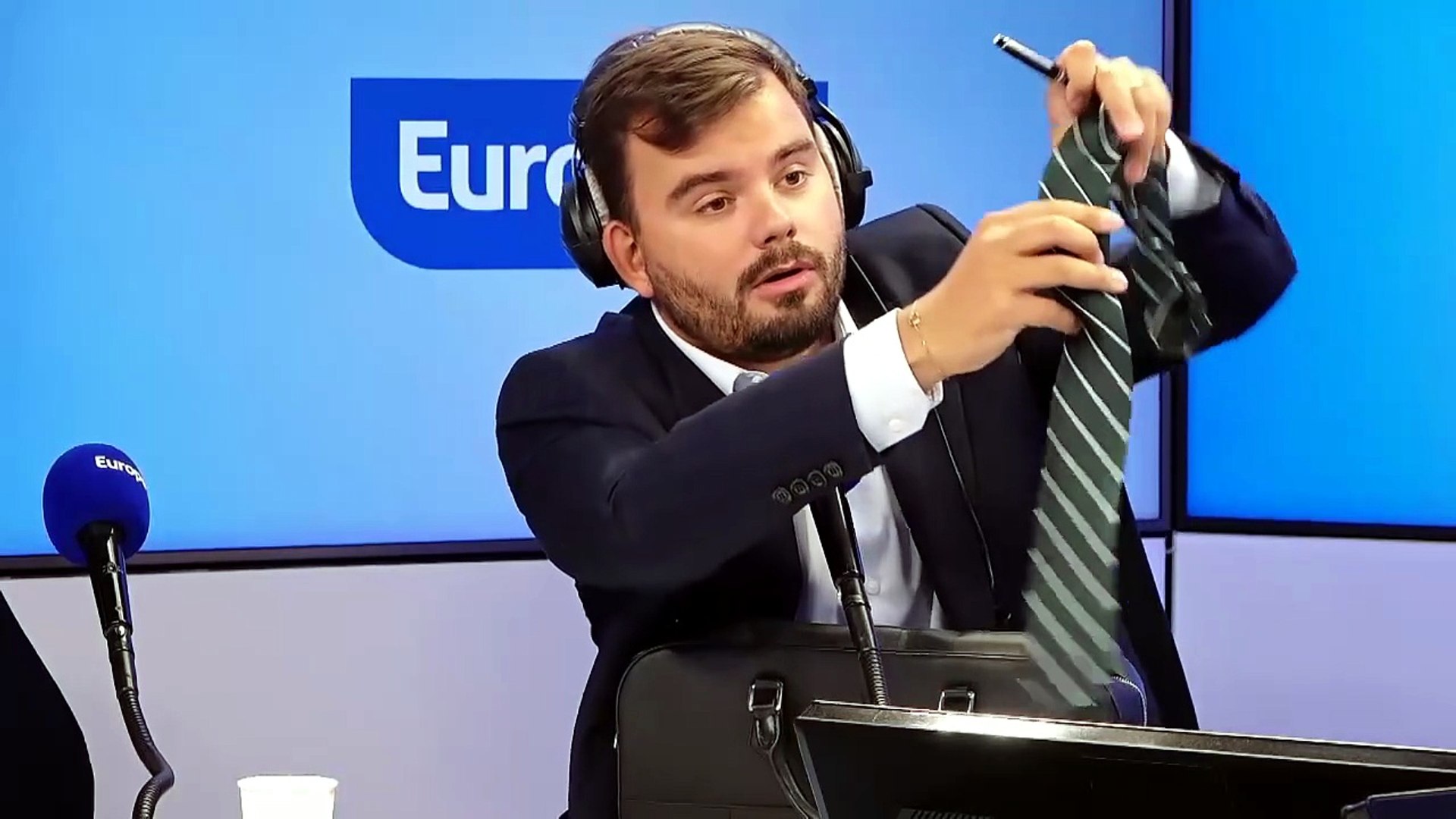 Gabriel Attal dans les bars : Le ridicule d'une communication populaire ...