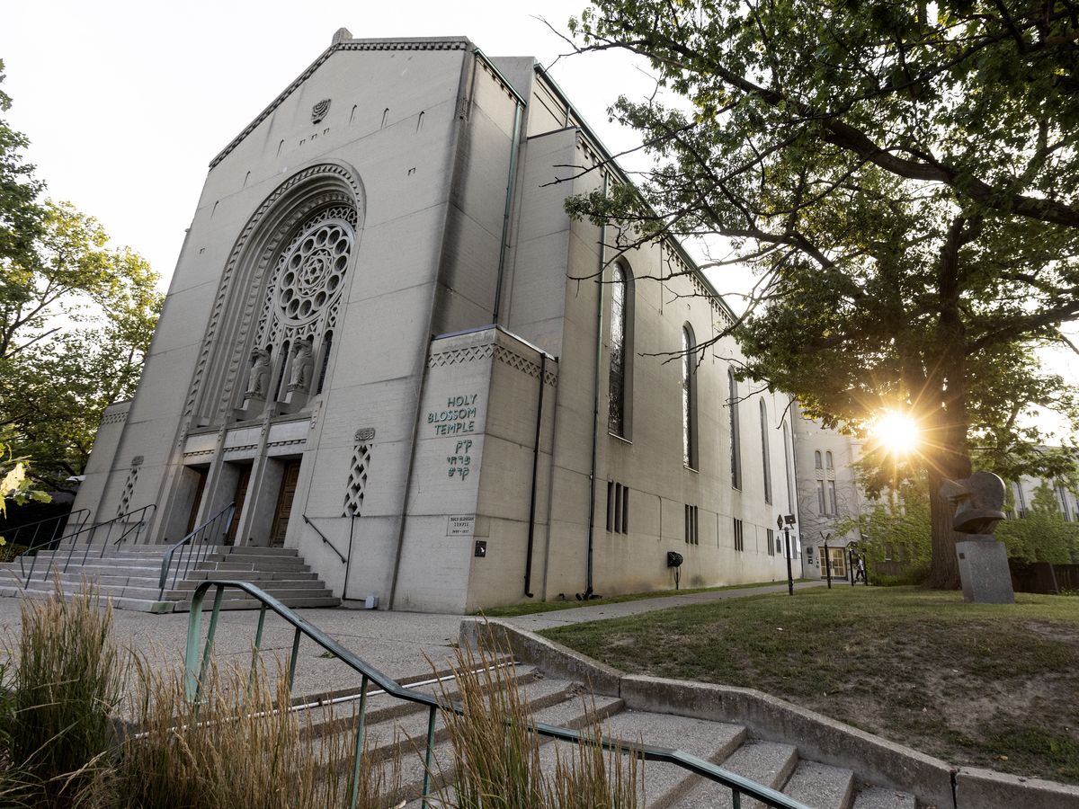 Toronto police and mayor outline safety plans for upcoming Jewish High ...