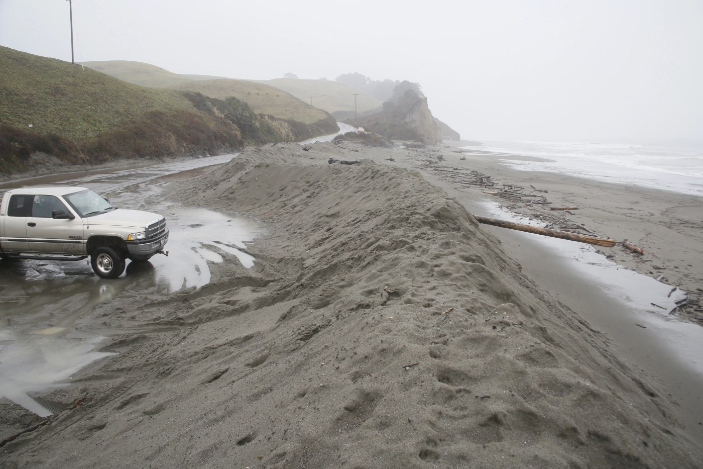 Humboldt County supervisors to consider moving Centerville Road inland