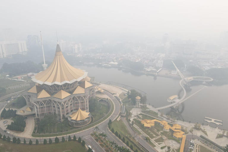Haze blanketing regions nationwide