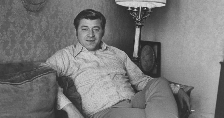 9 stories of brave LGBTQ soldiers who were nearly forgotten by history