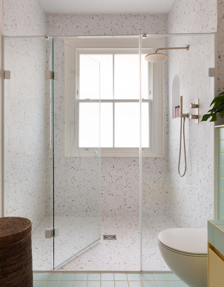 Should I lose the bathtub in a tiny bathroom? How a shower can be more ...
