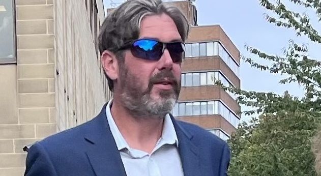 Blind drunk driver who followed lorry lights for 150 miles at night is ...