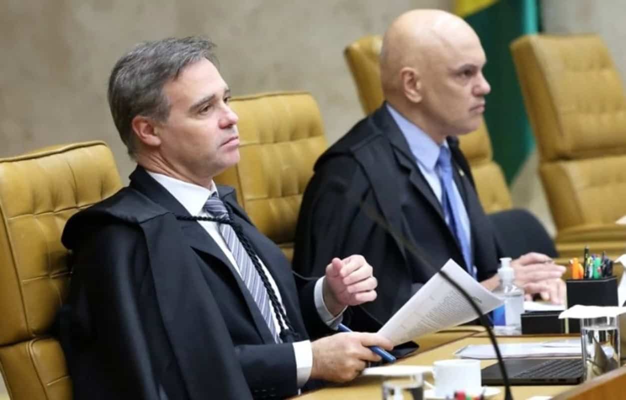 Ministros Alexandre de Moraes e André Mendonça no plenário do STF (Foto: Instagram)