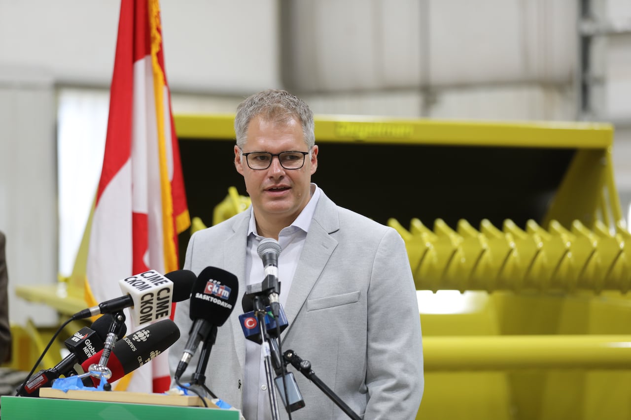 Sask. businesses brace for counter-tariffs while getting federal support