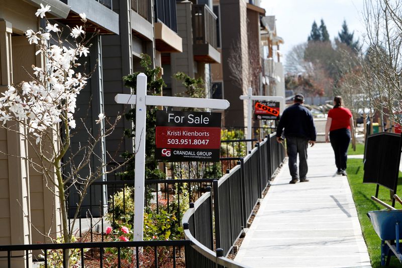 US fixed 30-year mortgage rate climbs to highest since June 2025