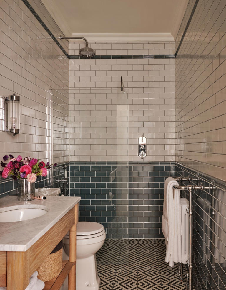 Should I lose the bathtub in a tiny bathroom? How a shower can be more ...