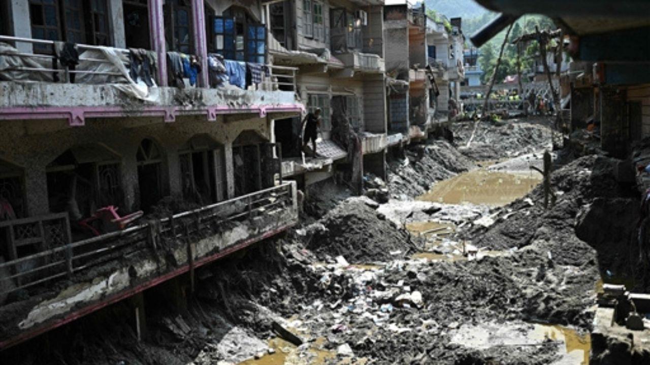 Nepal floods: 1,365 dead, 5,326 missing as rescue operations continue