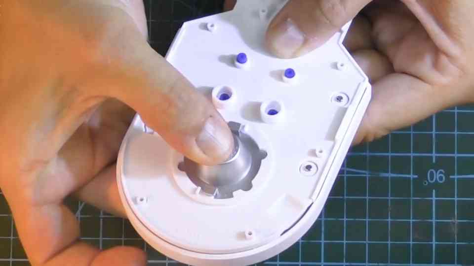 Wiring and testing the R2D2 power system