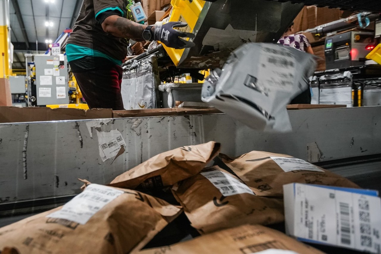 It's getting harder to return things—and it's making shoppers mad