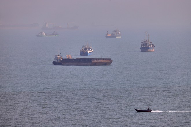 Iran cảnh báo tàu thuyền về 'vùng cấm' mới ngoài eo biển Hormuz