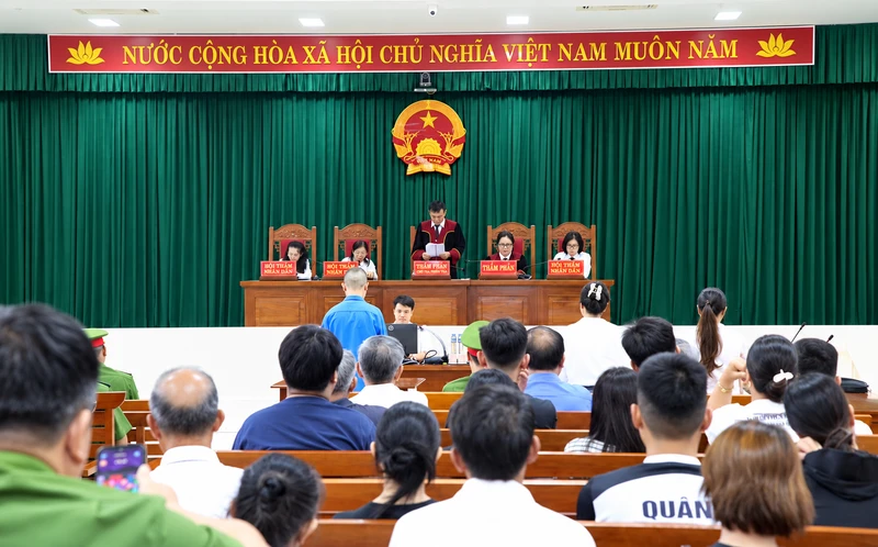 Tử hình kẻ mang súng từ Đà Nẵng ra Quảng Trị, sát hại tài xế rồi truy sát bố mẹ vợ