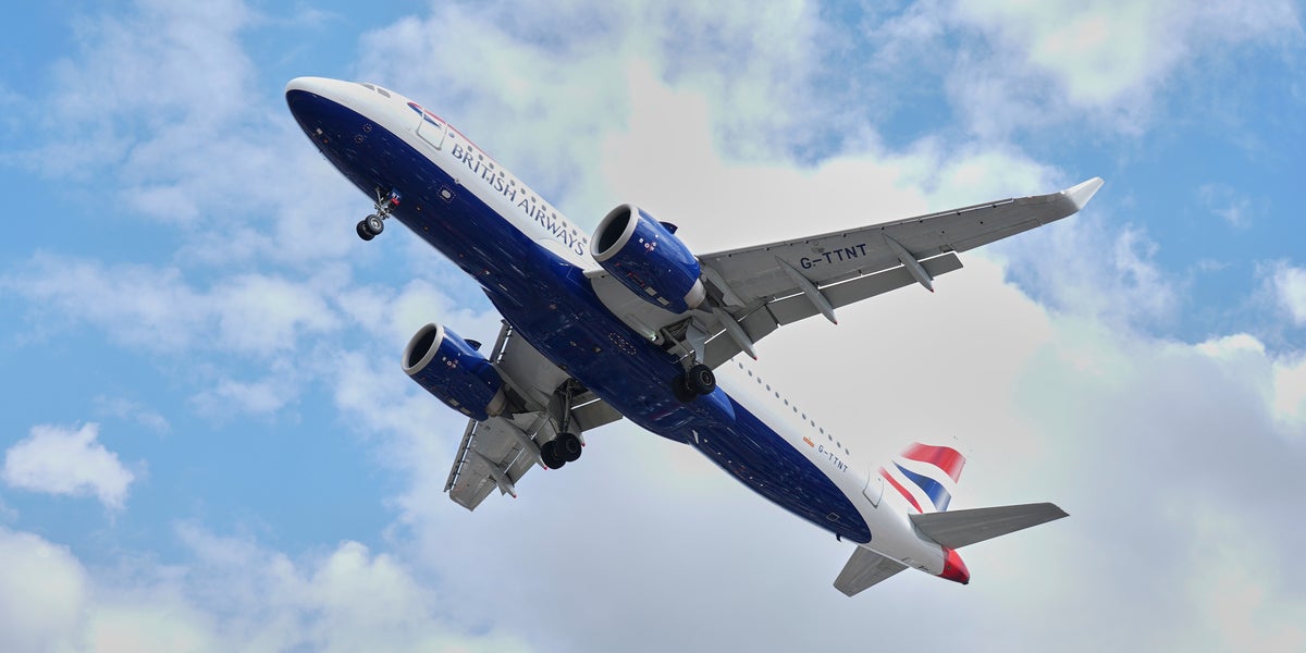 UK air traffic control issues: Airports issue updates as delays continue