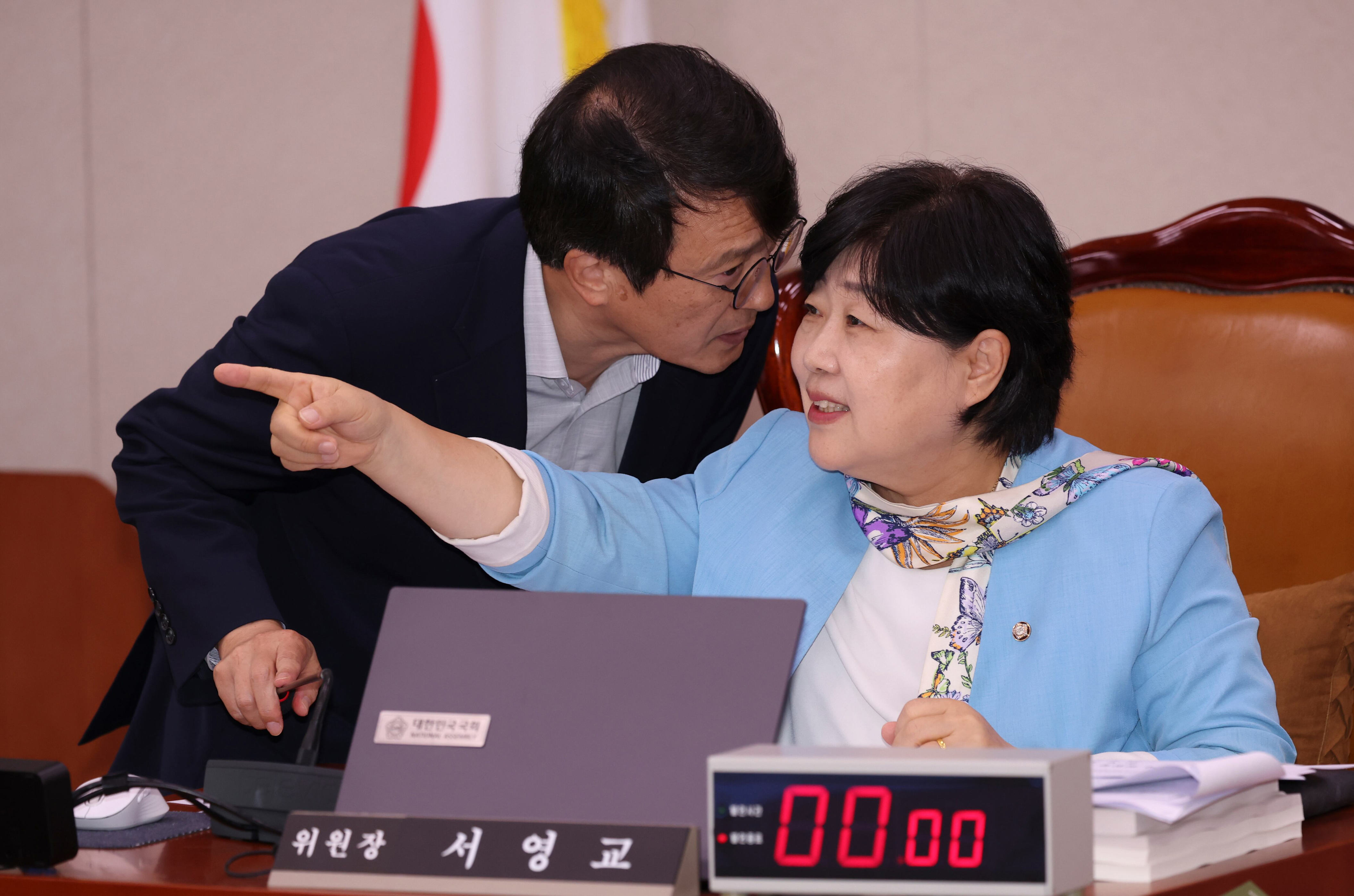 Kim Seung-won's witness-free hearing as People Power Party shields nominee