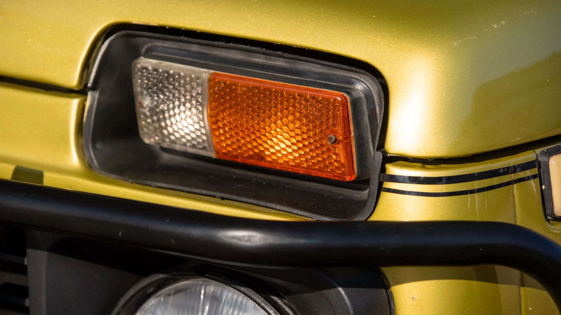 The Soviet 4x4 that beat the Jeep Cherokee XJ to the unibody coil ...