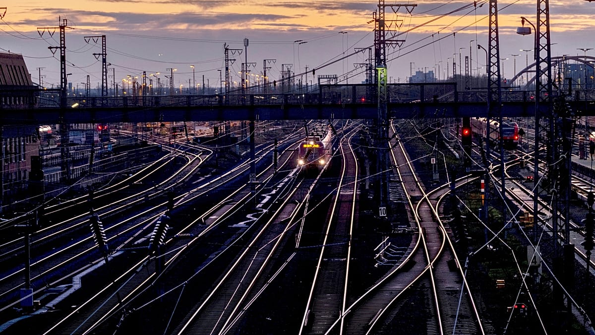 European Commission proposes EU preference in public procurement ...