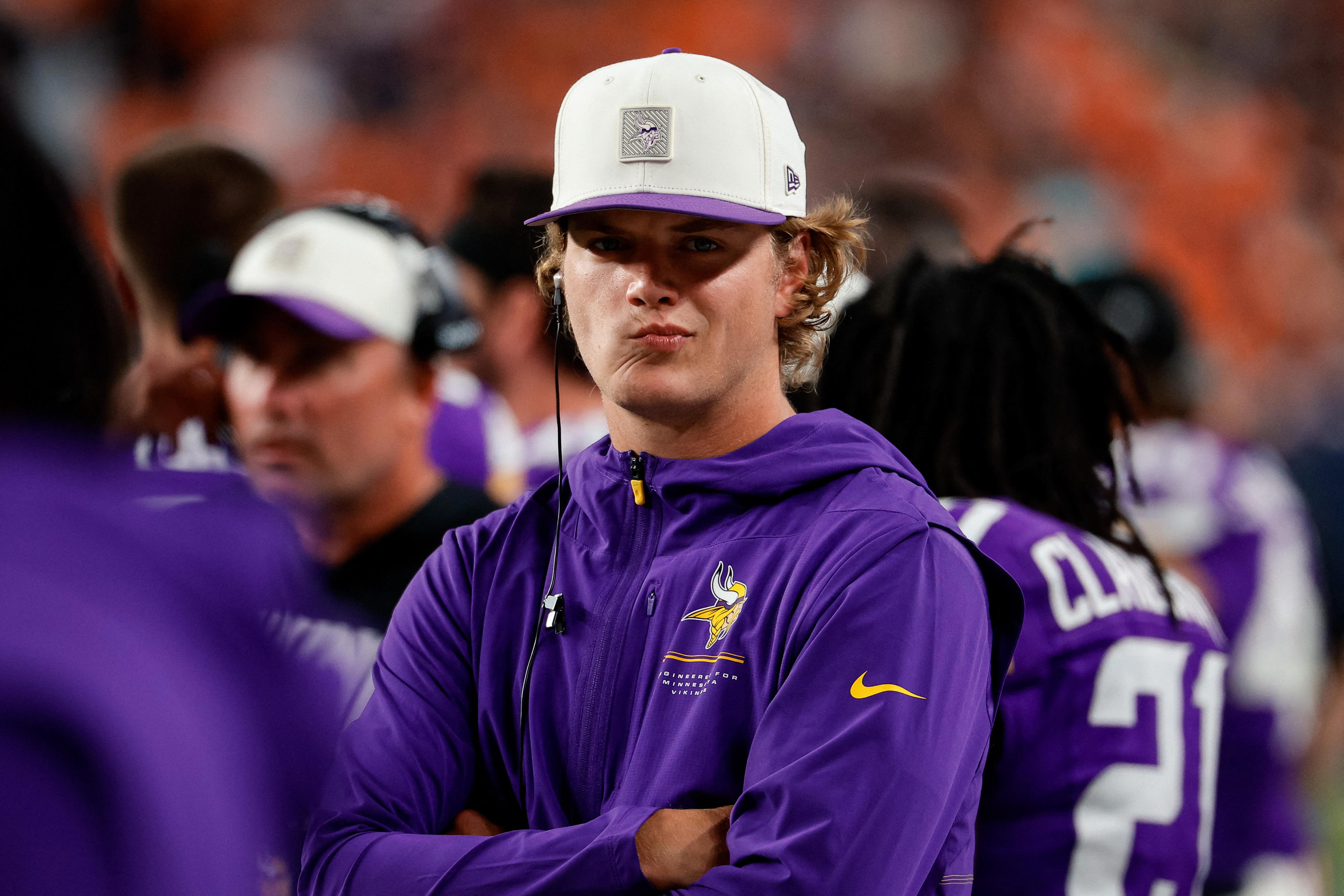 Vikings demote former starting QB JJ McCarthy to third string