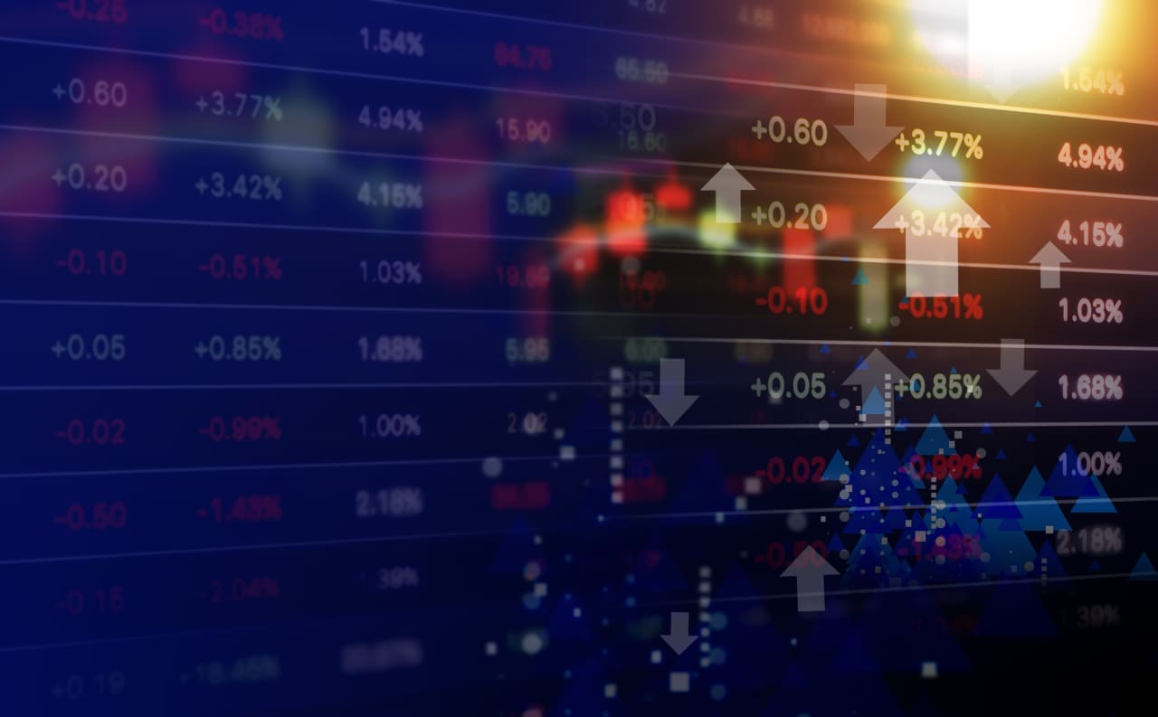 Charles Schwab's trading data shows investors dialing back on risk
