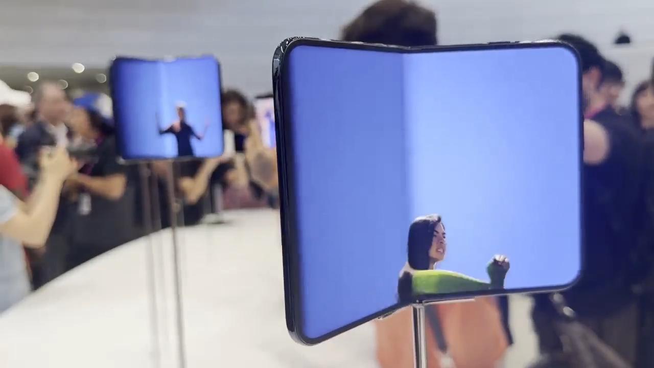 New Apple CEO unveils foldable iPhone and new device models