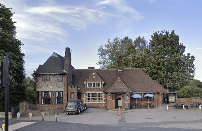 Historic pub's conversion into mosque set to be blocked as it would ...