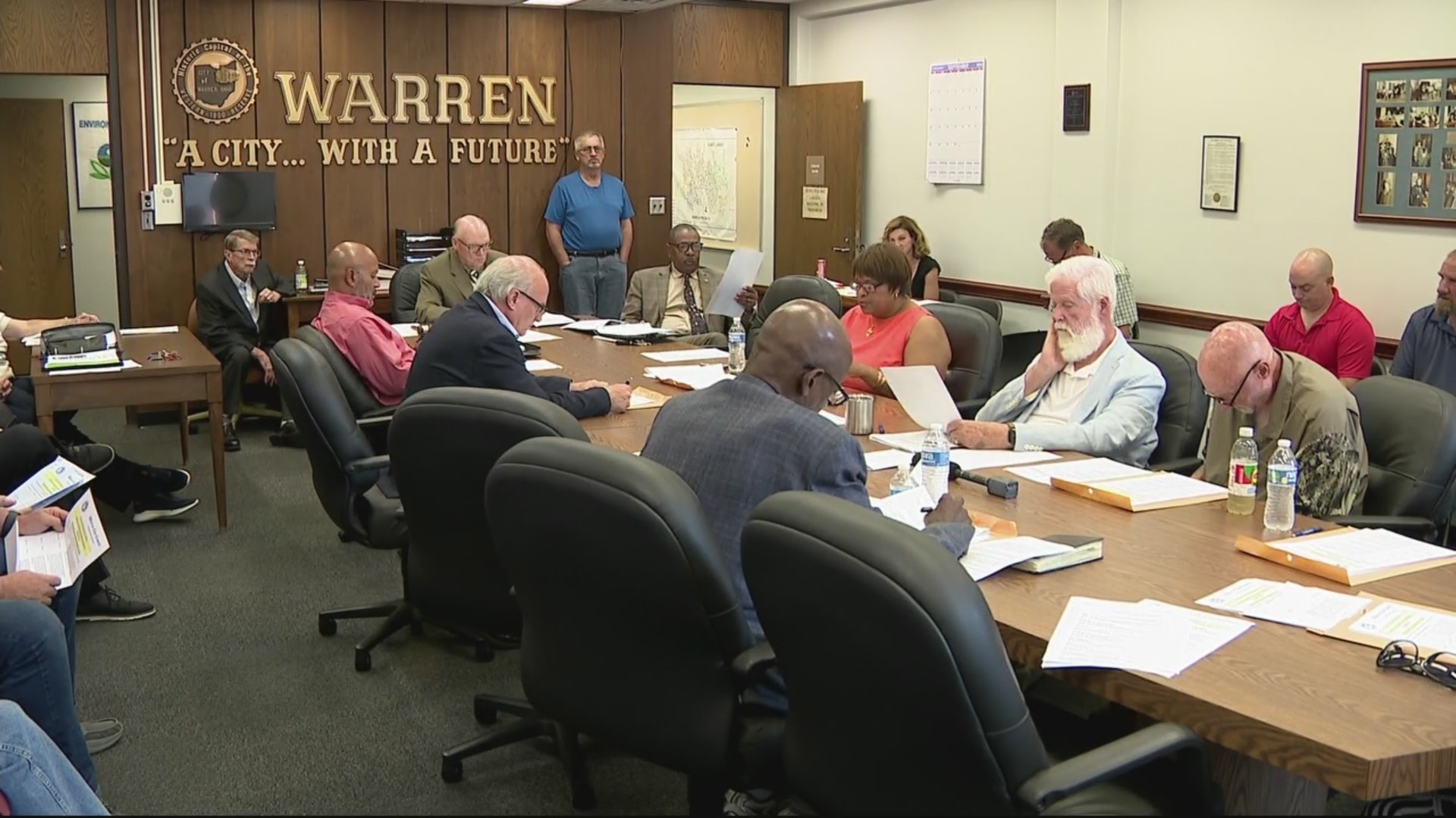 Warren City Council passes one-year moratorium on large-scale data centers