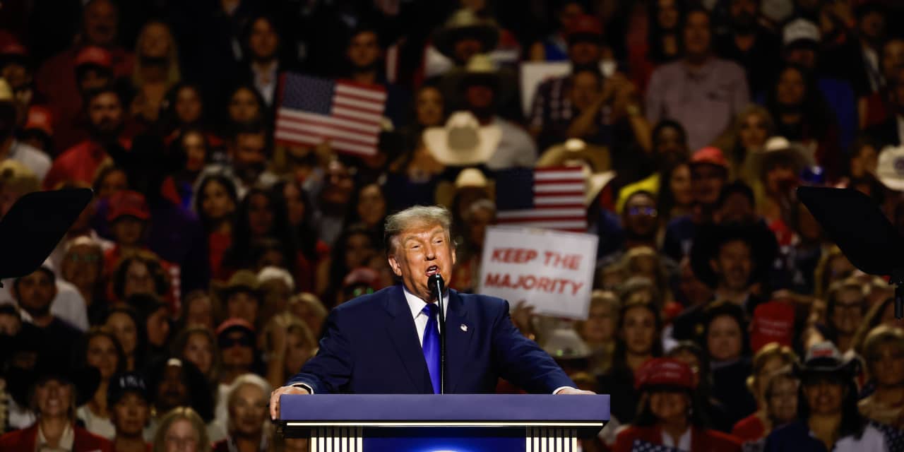 Trump promises $5,000 checks if Republicans win the midterms. He also teased tariff and DOGE dividends last year that never came.