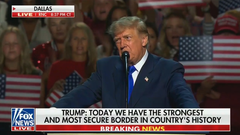 Trump tries to control crowd when it starts booing Republican senator: ‘No, no'