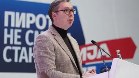 Encrucijada en Serbia: la juventud salta a la política y se conjura en ...