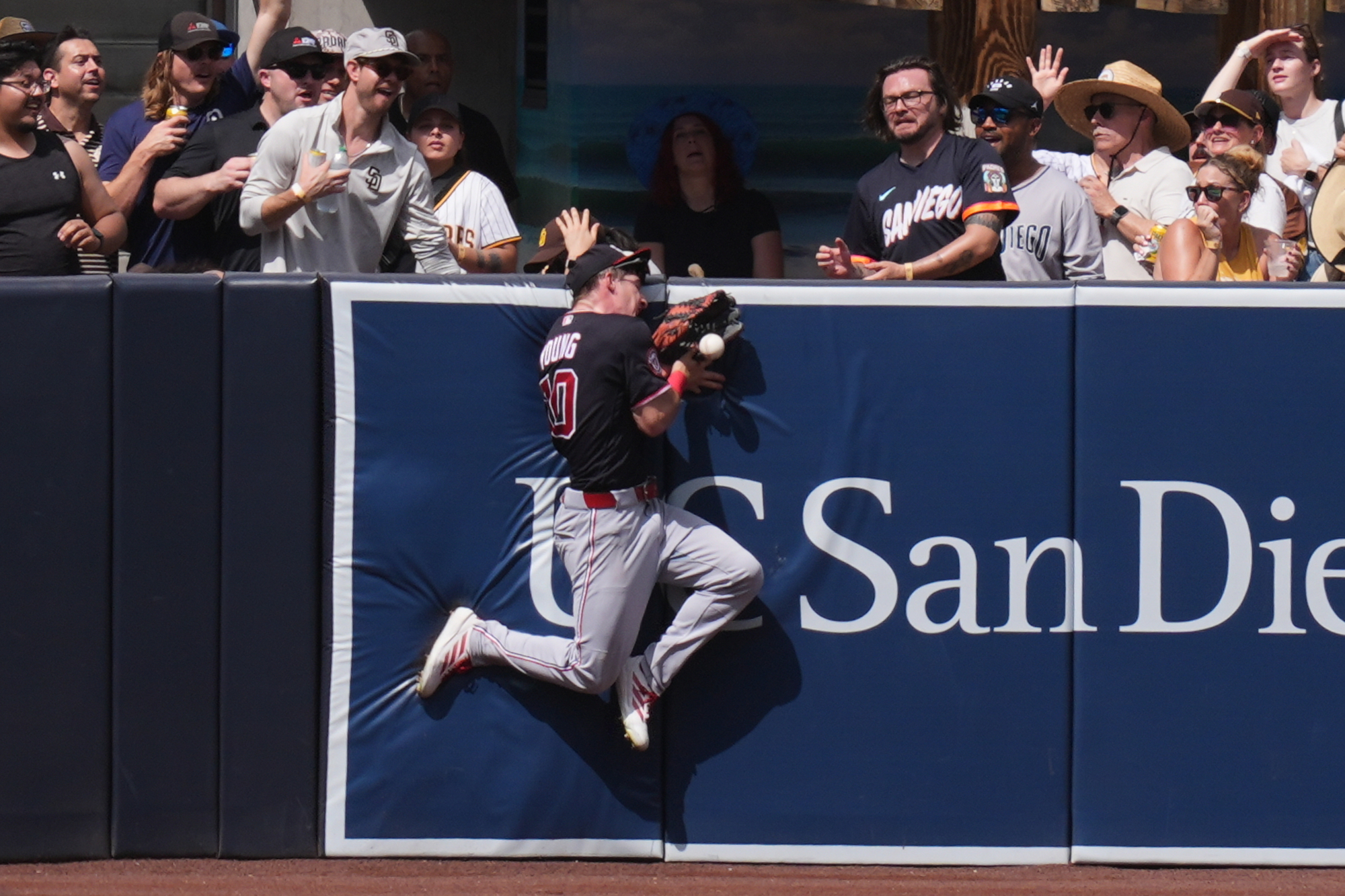 Nationals wrap up winless West Coast trip with contentious loss to Padres