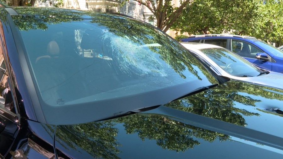 Virginia State Police searching for suspects who shattered windshields with rocks from overpass