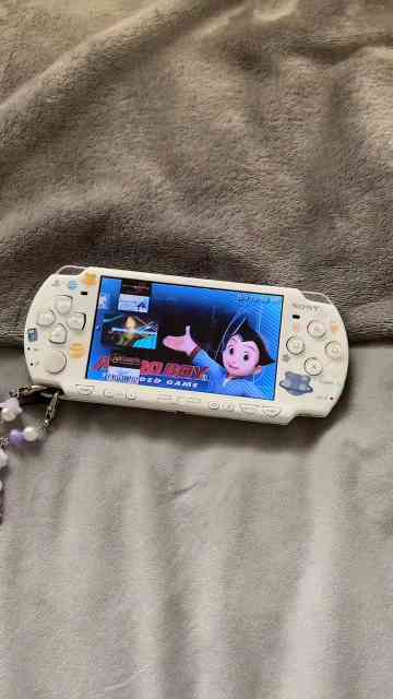 PSP 2000 tour my gaming setup and latest study updates