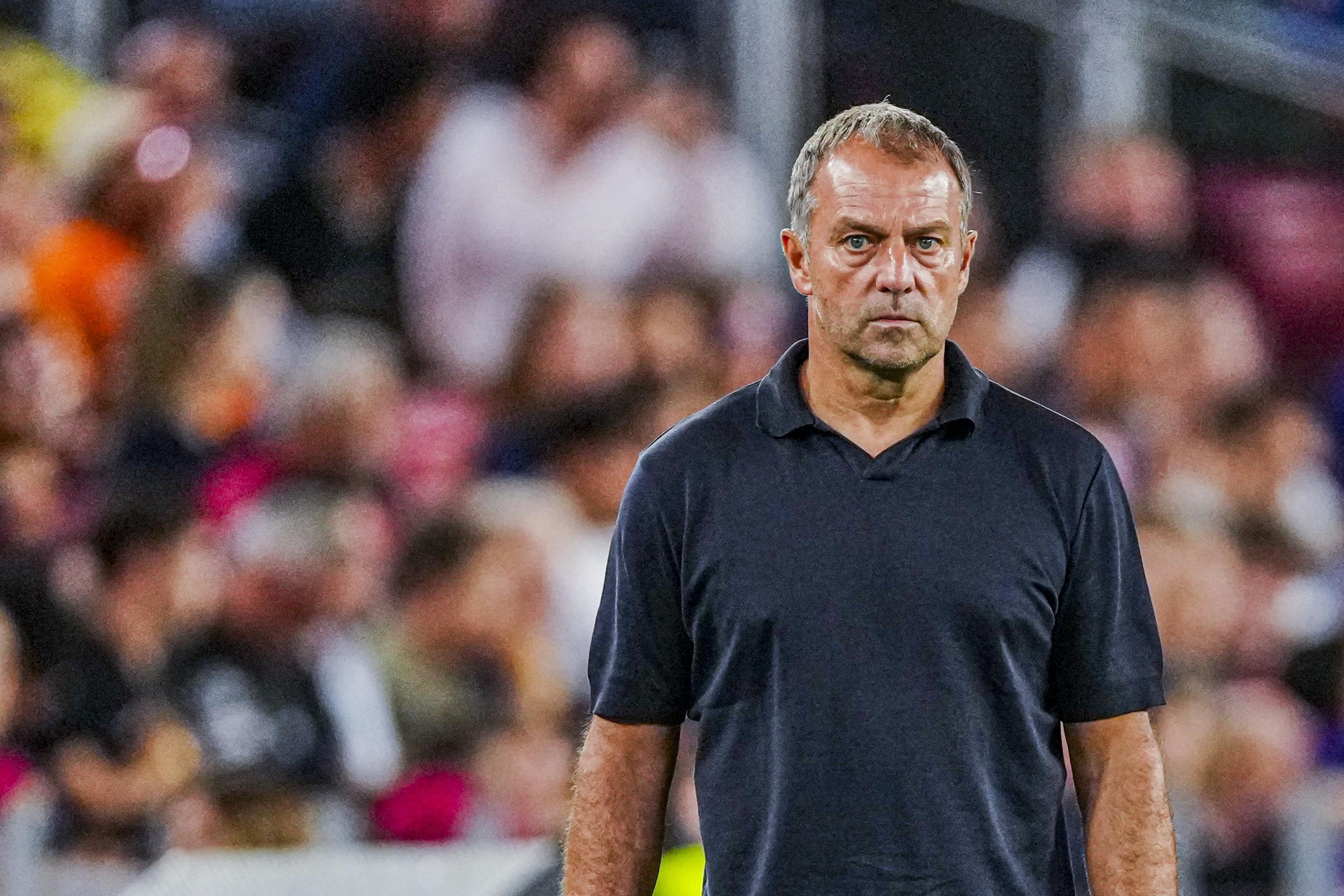 Hansi Flick backs Lamine Yamal for the Ballon d'Or and hails Raphinha's intensity