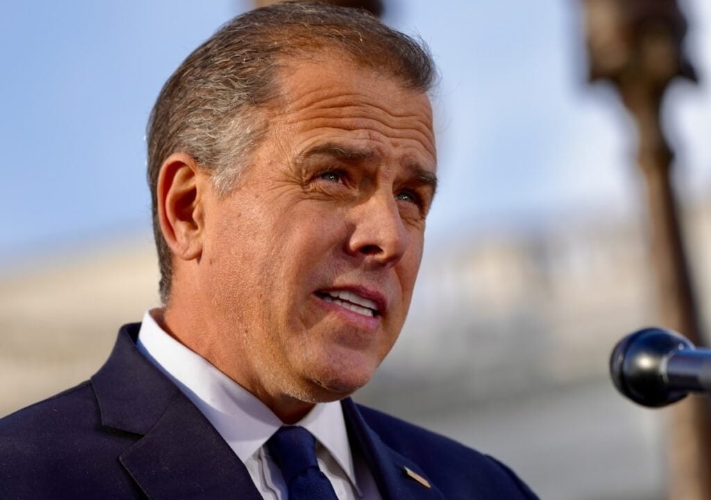Hunter Biden should 'go back to painting,' says Eric Trump as LAPTOP coin sinks 98% soon after launch