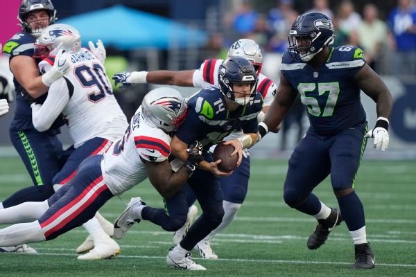 Seahawks QB Darnold (hip) out after opening drive vs. Patriots