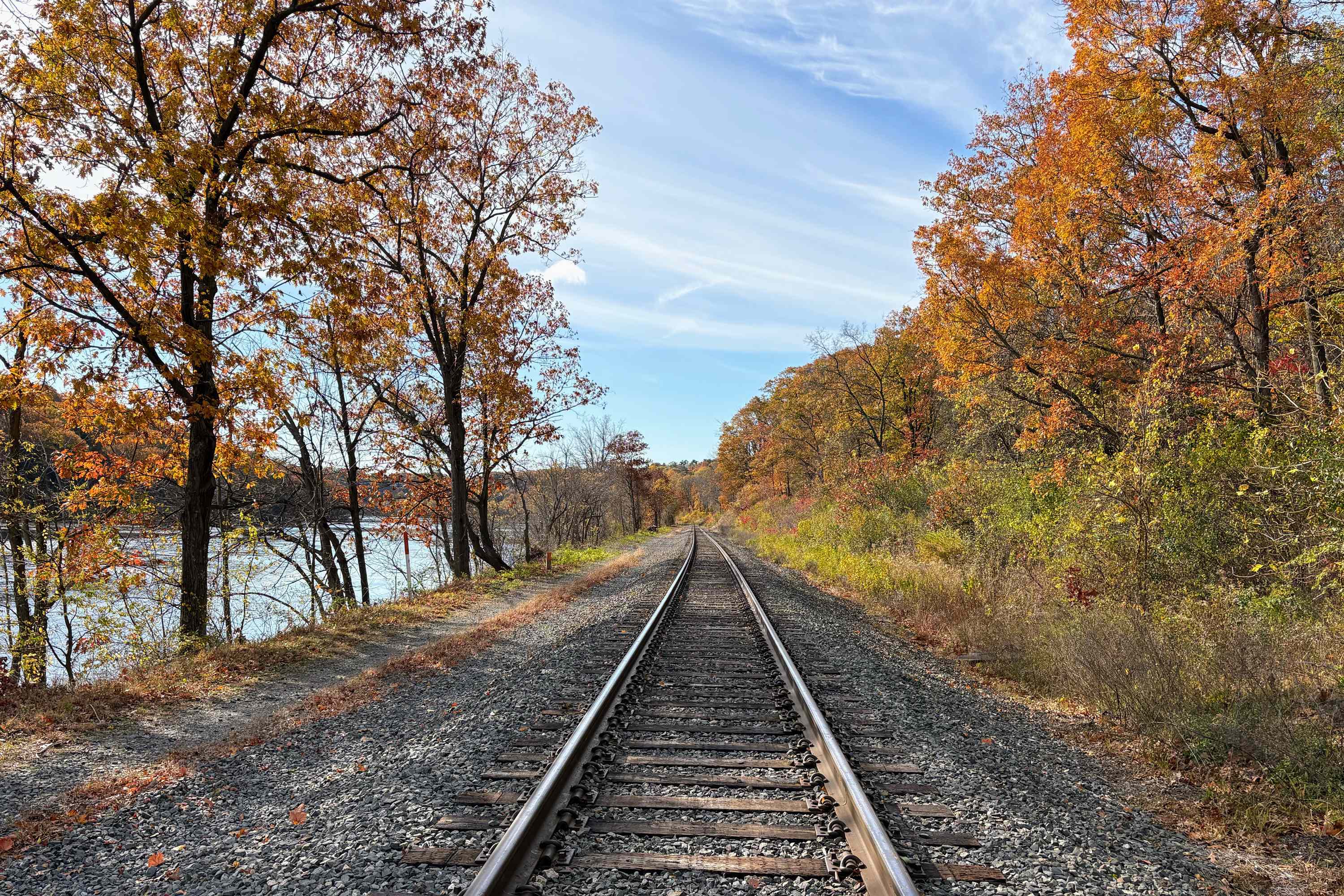 This 102-mile train ride is one of New England’s prettiest—with scenic ...