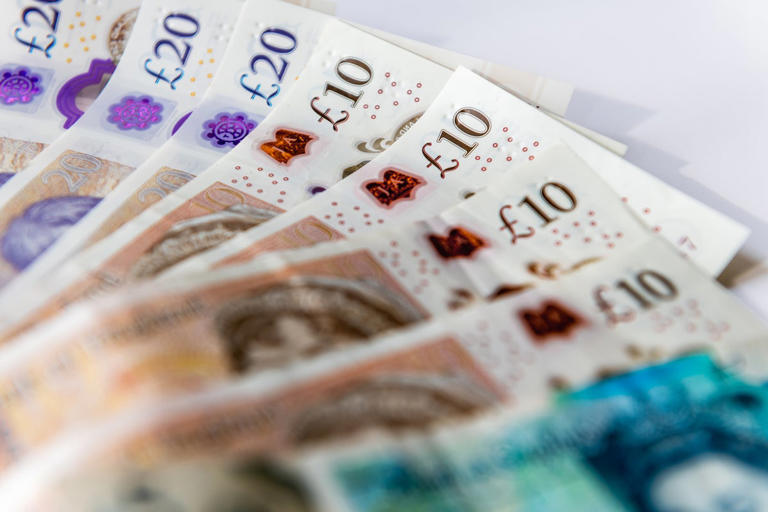 Fixed rate savings accounts rise — here are the best ones up to 5.02%