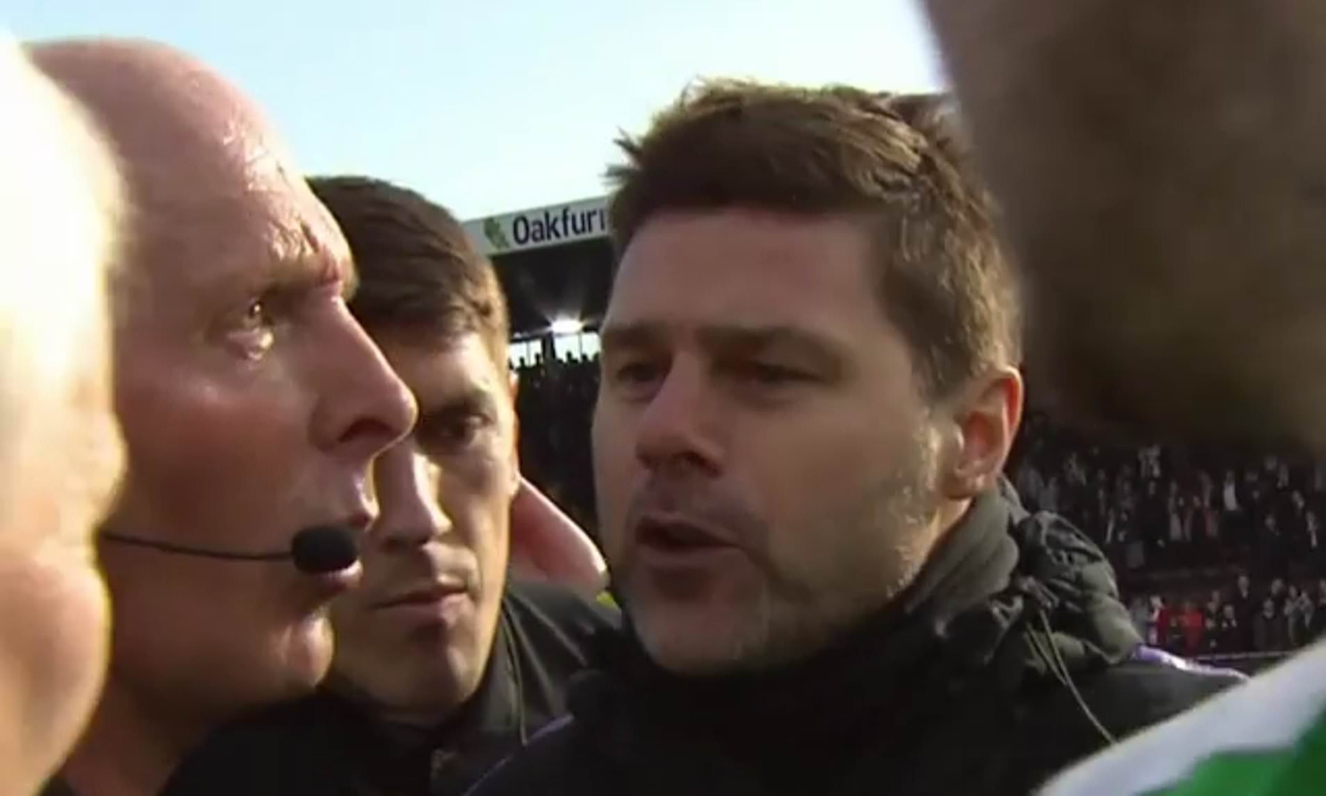 Pochettino takes fresh swipe at old rival Mike Dean after referee's shocking 'minigames' remark
